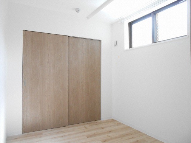 その他部屋・スペース　壁面が多く家具の配置がしやすいです♪