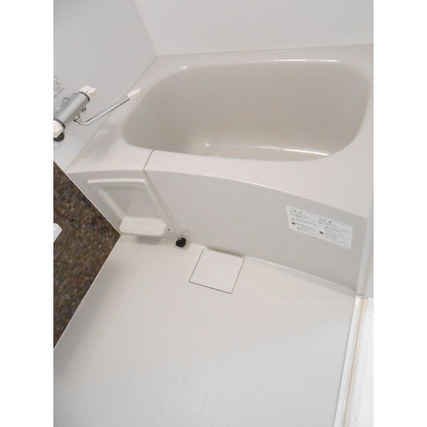 バス・シャワールーム　きれいなお風呂で快適バスタイム♪