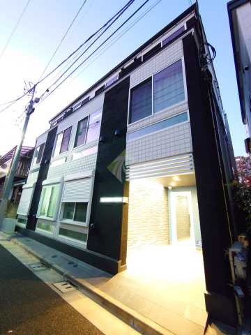 建物外観　THE ROOM’S中野本町