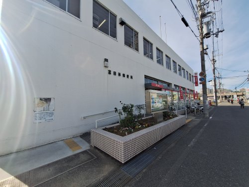 郵便局　富田林郵便局（郵便局）まで1190m