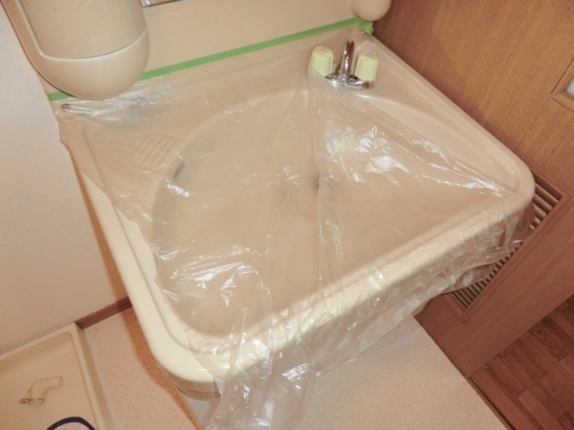 洗面設備　洗面所内に洗濯機置き場あり！