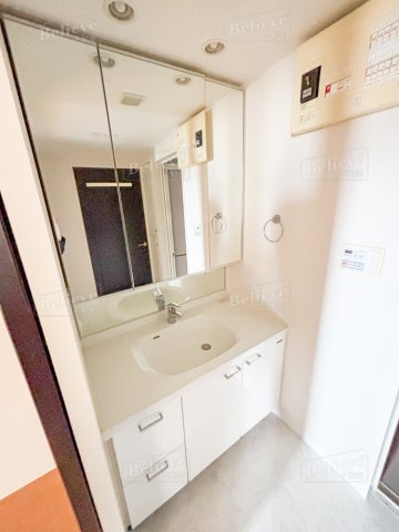 洗面設備　広い洗面スペースです★