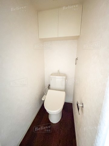 トイレ　嬉しい温水洗浄便座付き♪