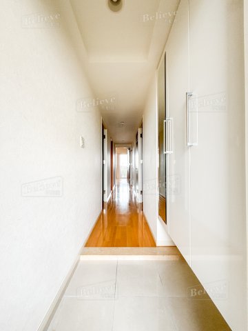 玄関　シューズインクローゼットもあります★