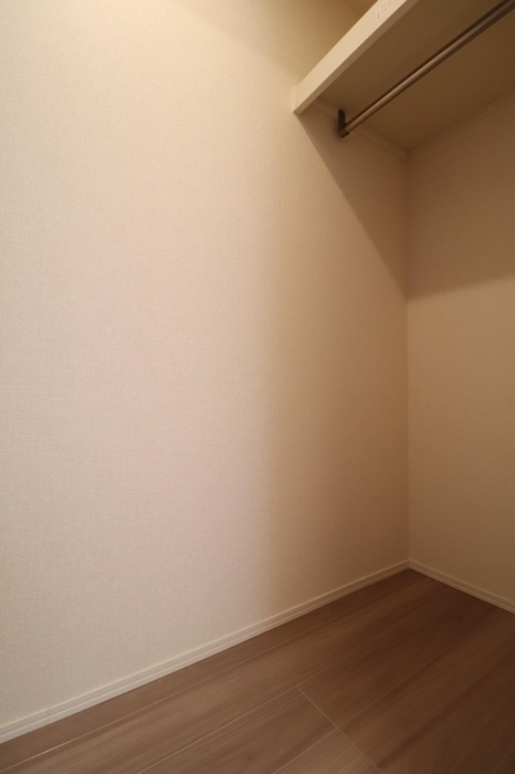収納　ウオークインクロゼット（同間取参考写真）