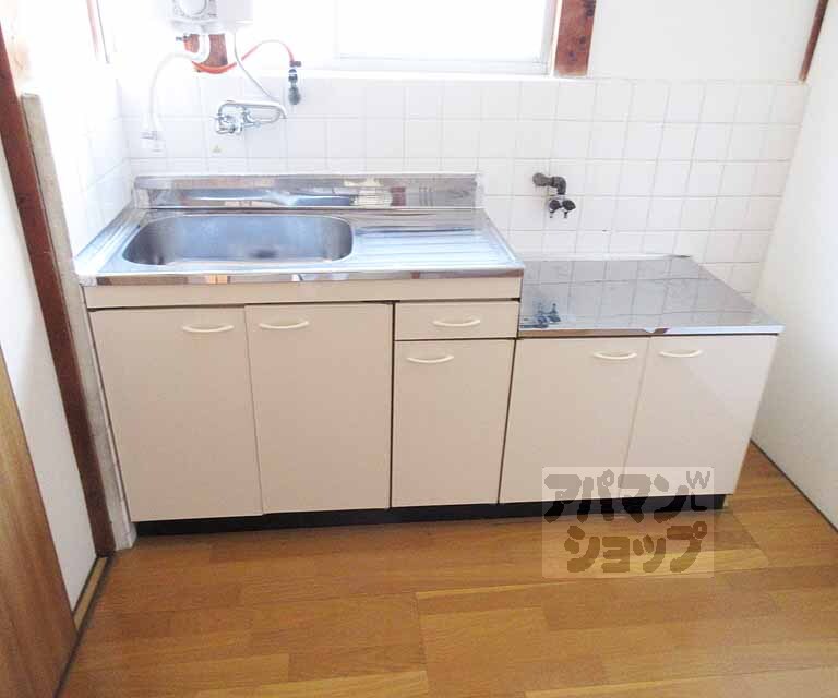 キッチン　ゆったり広いキッチンです。