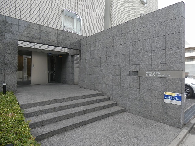 エントランス　エントランス