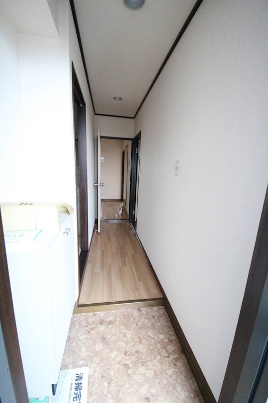 玄関　他号室参考写真