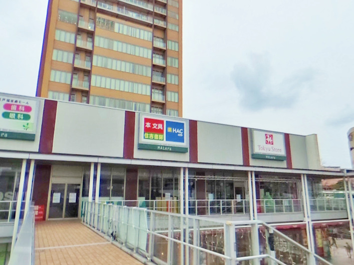 ショッピングセンター　モレラ東戸塚（ショッピングセンター）まで741m
