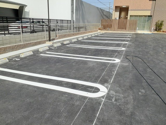 駐車場　駐車場完備です