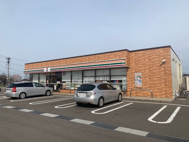 コンビニ　セブンイレブン上越小船津浜店（コンビニ）まで345m