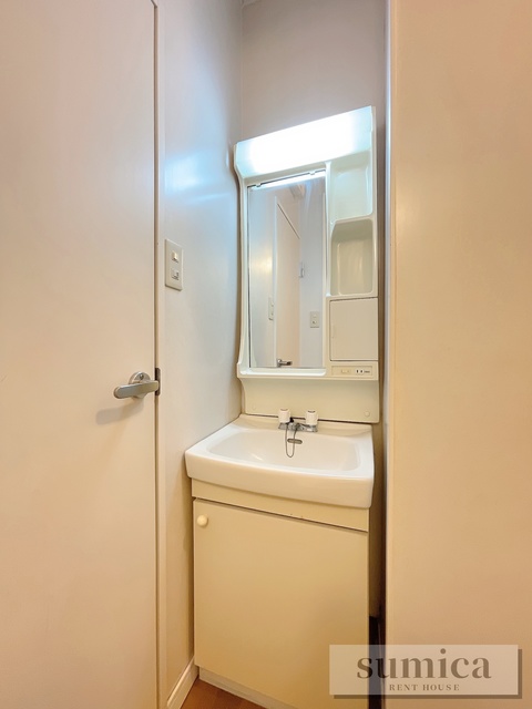 洗面設備　モデルルームのお写真です。