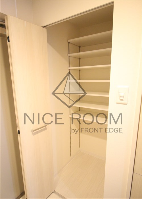 収納　ルアナ北梅田　シューズボックス