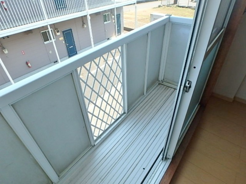 バルコニー　図面と現状に相違がある場合には現状を優先