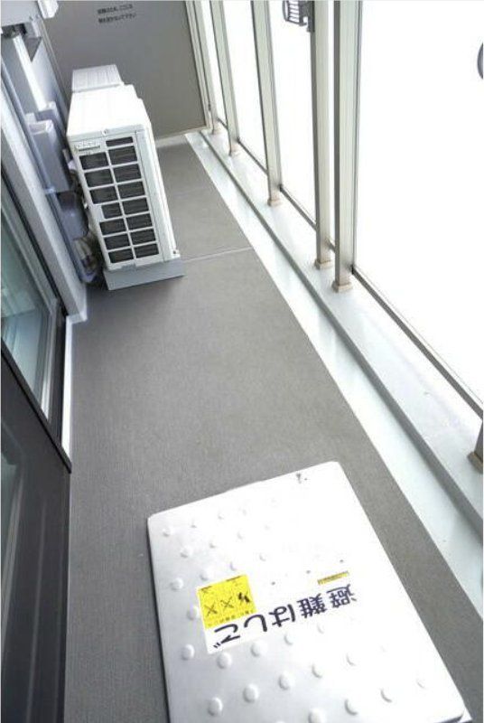 バルコニー　バルコニー