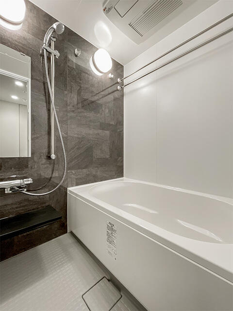 バス・シャワールーム　※写真は同タイプ住戸です。