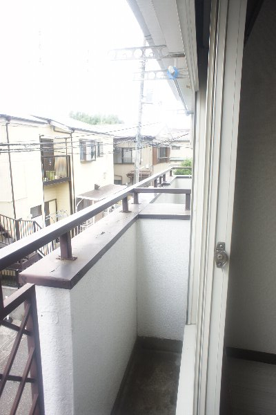 バルコニー　お洗濯にも便利なバルコニー付き