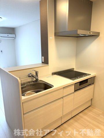 キッチン　対面式システムキッチン