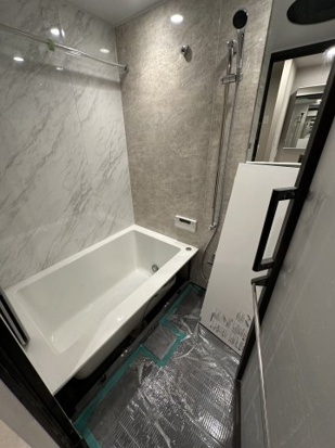 バス・シャワールーム　バス