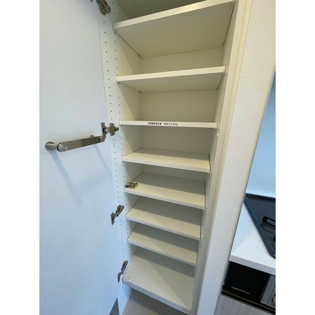 玄関　※参考写真（同タイプ・別部屋）