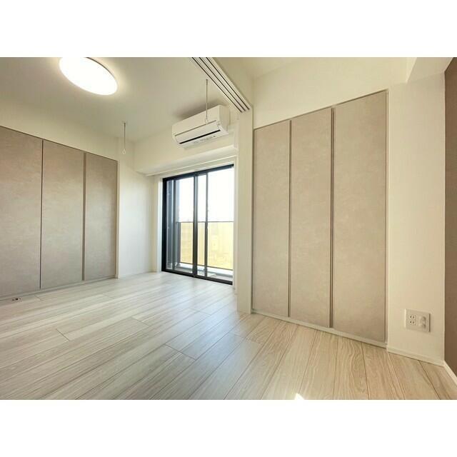 居室・リビング　※参考写真（同タイプ・別部屋）