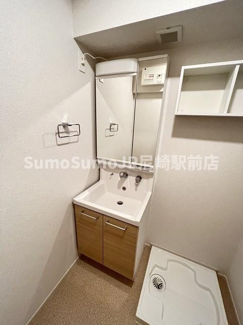 洗面設備　朝の身支度には欠かせない独立洗面化粧台