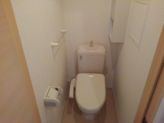 トイレ　トイレもきれいです