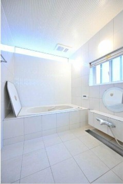 バス・シャワールーム　バス