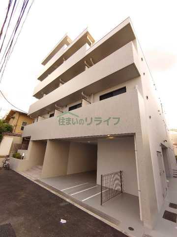 駐車場　アルティザ氷川台