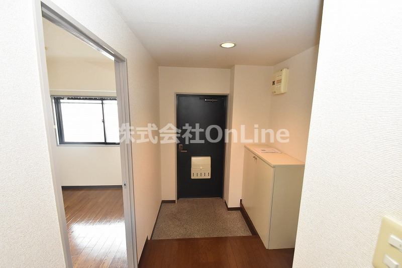 玄関　明るい玄関です