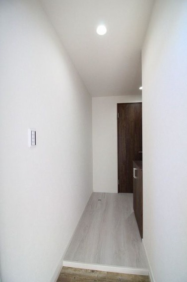 玄関　同型別物件イメージ