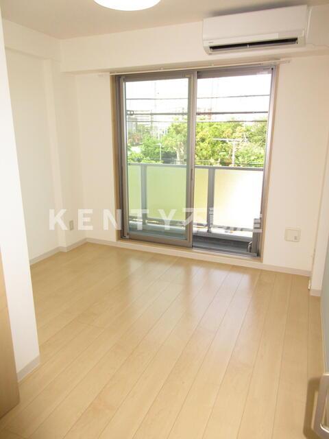 その他部屋・スペース　使い勝手のいい寝室です