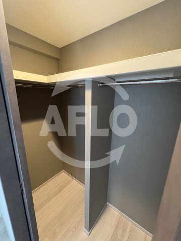 収納　ザ・ウエストマークシティレジデンス　ウォークインクローゼット