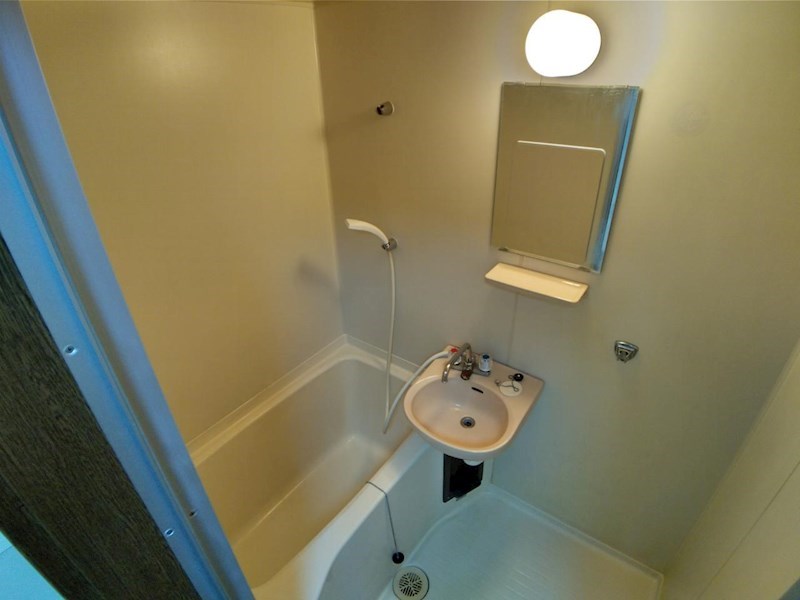 バス・シャワールーム　バス