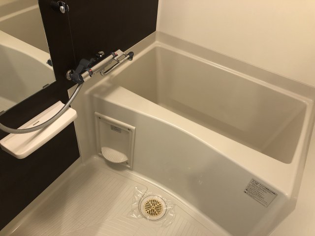 バス・シャワールーム　風呂トイレ別