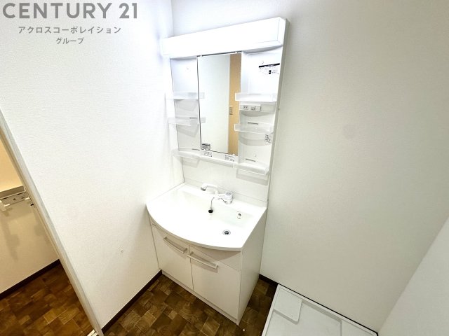 洗面設備　洗髪洗面化粧台付き♪