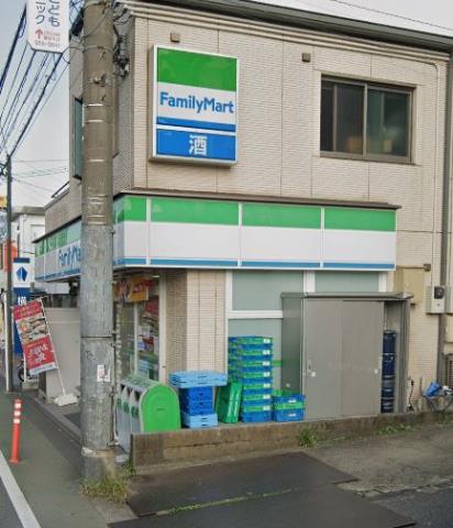 コンビニ　ファミリーマート（コンビニ）まで508m