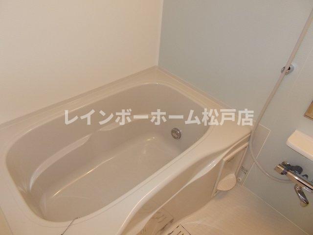 バス・シャワールーム　お風呂です