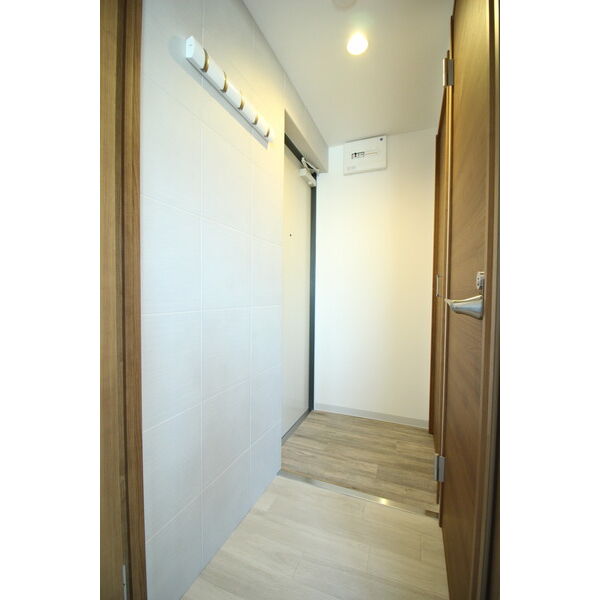 玄関　広々とした玄関です！