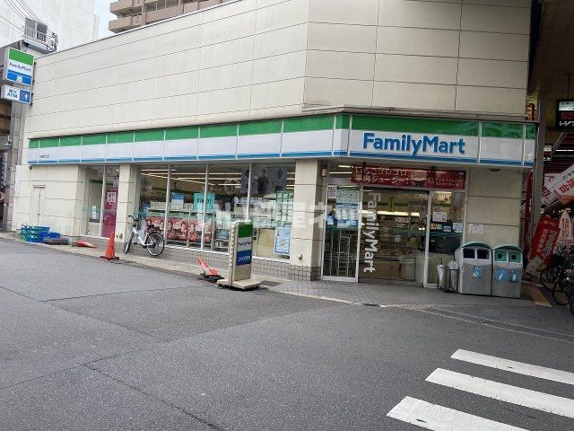 コンビニ　ファミリーマート 布施足代北店（コンビニ）まで443m
