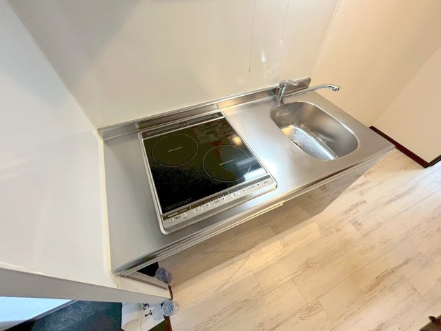 キッチン　ＩＨコンロなのでお掃除らくらく