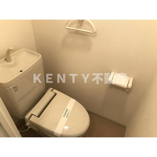 トイレ　清潔感のあるトイレです