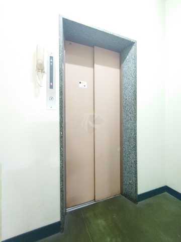 その他　カールトンコート