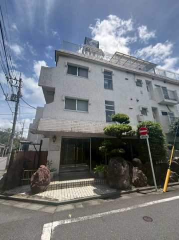 建物外観　カールトンコート