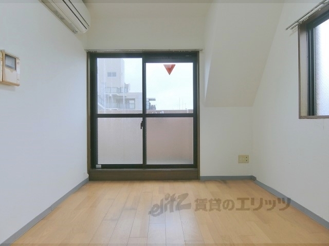 居室・リビング　洋室