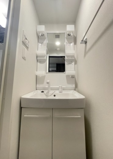 洗面設備　※同物件、別部屋になります。