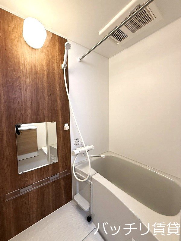 バス・シャワールーム　建築中の為　同型タイプ現状優先