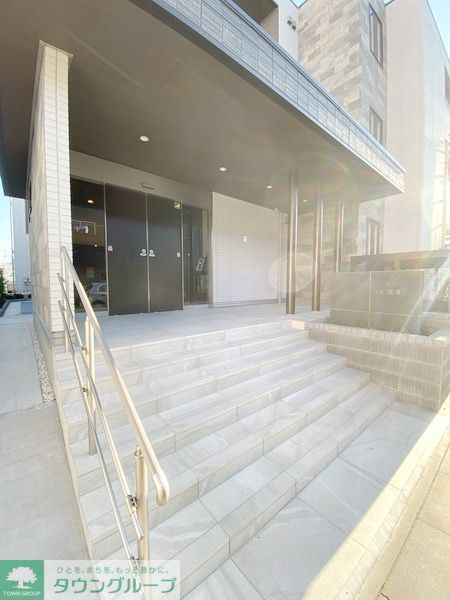 エントランス　エントランス