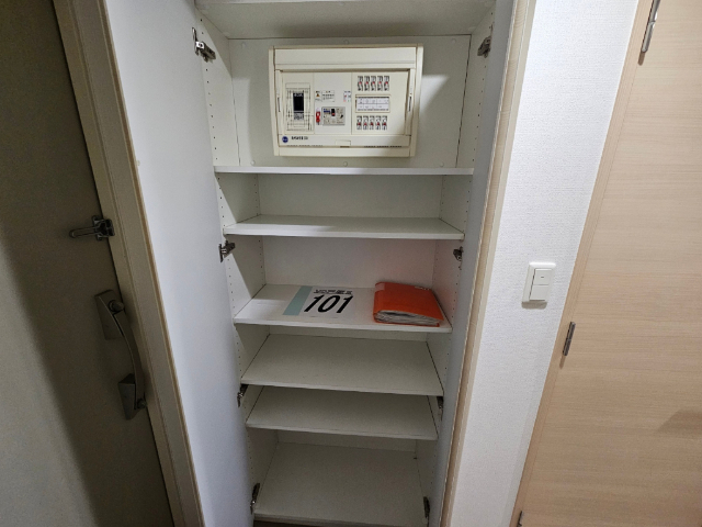 玄関　※他部屋参考