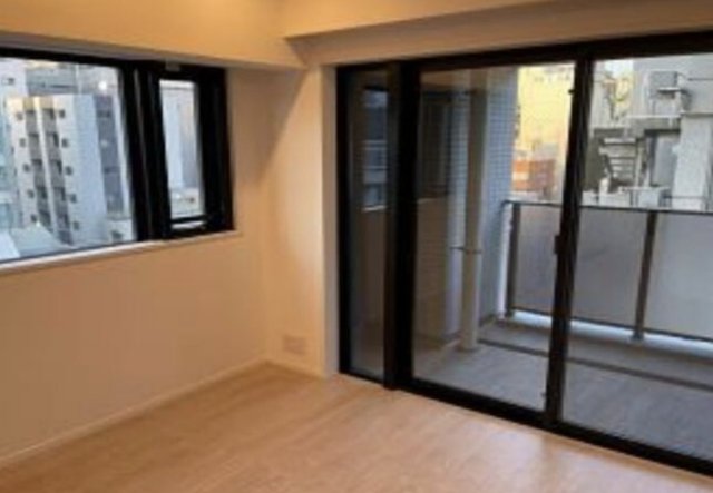 バルコニー　外からの目が気にならないバルコニーで洗濯物が干せます